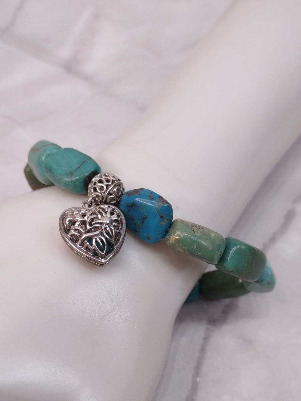 Vintage Whitney Kelly Turquoise Stretch Bracelet w/Sterling Silver Heart Charm